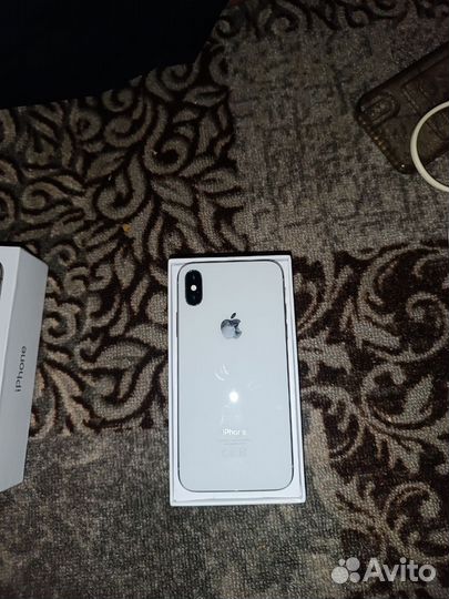 iPhone X, 256 ГБ