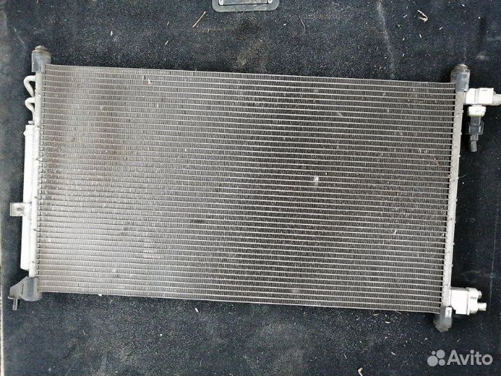 Радиатор кондиционера Nissan Tiida C11