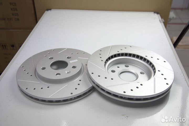 Передний тормозной диск PowerStop на Camaro