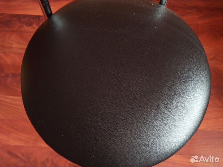 Барный стул