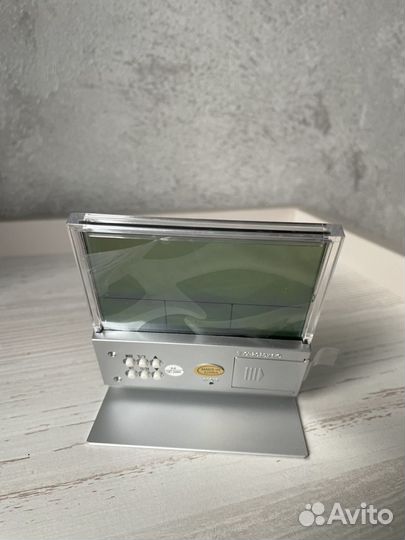 Часы настольные