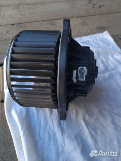 Моторчик печки hyundai solaris 1