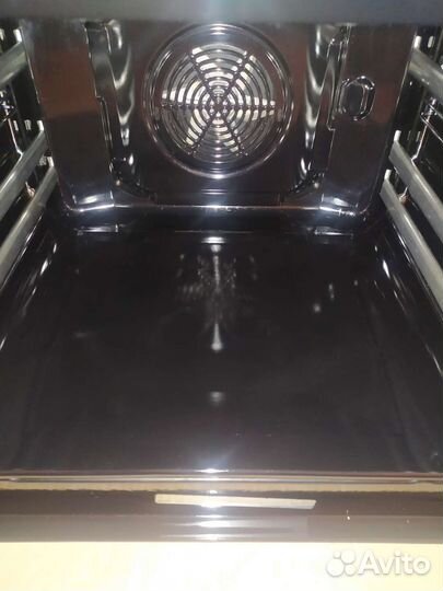 Духовой шкаф