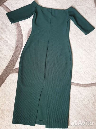 Платье зелёное 42-44р