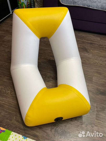 Надувное кресло в лодку