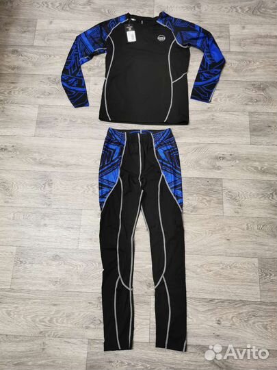 Комплект (рашгард, тайтсы) новый