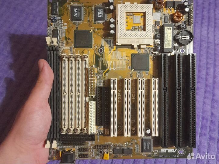 Две материнские платы socket 7 и socket 370