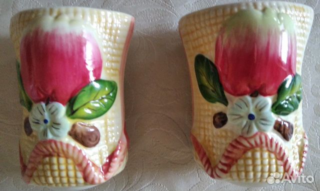 Новый набор солонка и перечница из керамики в дар