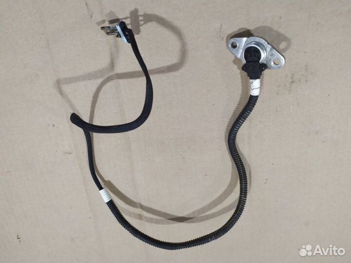 Датчик Nissan Terrano F4R 2021