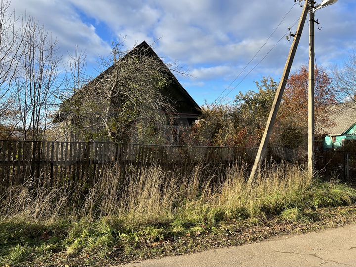 Дом 56 м² на участке 12 сот.