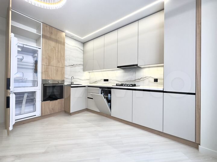 2-к. квартира, 60 м², 3/20 эт.