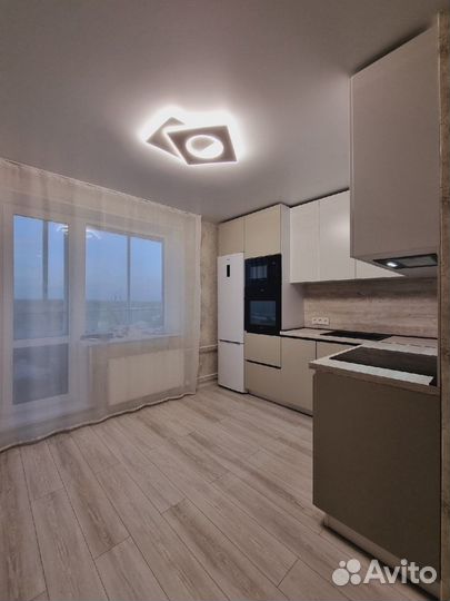 Кухонный гарнитур угловой