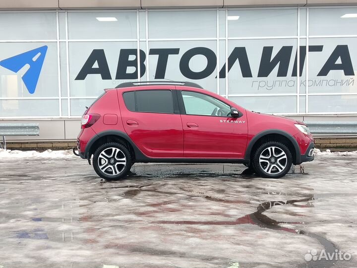 Renault Sandero Stepway 1.6 CVT, 2018, 120 743 км