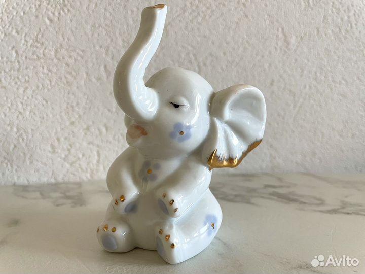 Сувениры фигурки животные дед мороз