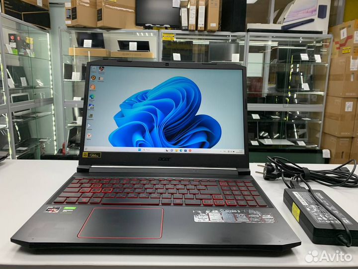 Ноутбук Acer Nitro Ryzen 5 6 ядер/ GTX 1650 Ti 4Gb