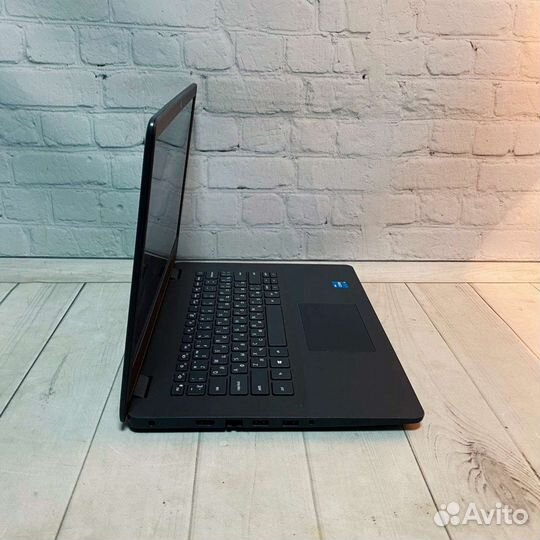 Ноутбук как новый i3 11gen / 8gb / 256gb