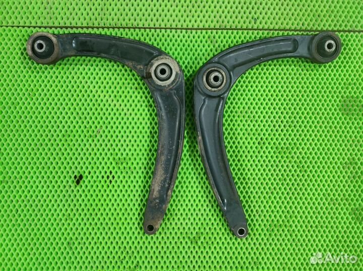 Рычаг передний левый правый Peugeot 308