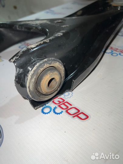 Рычаг подвески нижний правый Nissan Almera G15 1.6