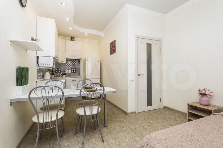 2-к. квартира, 50 м², 10/17 эт.