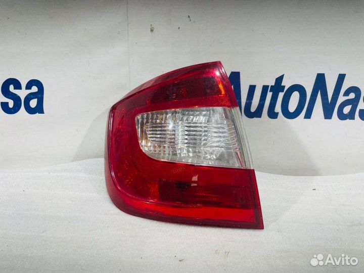 Фонарь задний левый Skoda Rapid 2013-2020