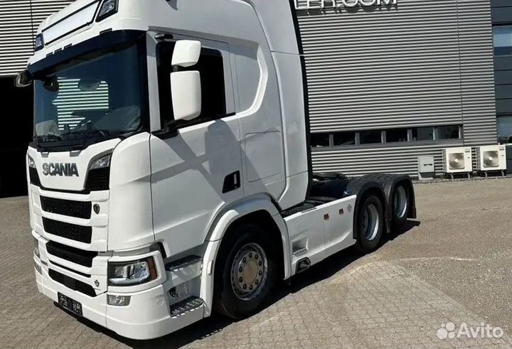 Pазбираем грузовик Scania 6 series с 2016