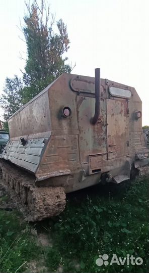 Гусеничный тягач гтт