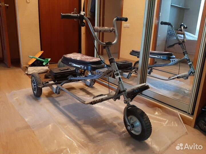 Электросамокат с сиденьем для детей