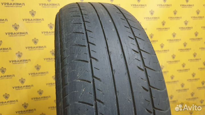 Yokohama dB Decibel E70B 215/55 R16 93V