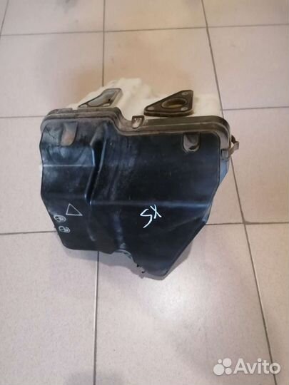 Корпус блока предохранителей BMW X5 E70