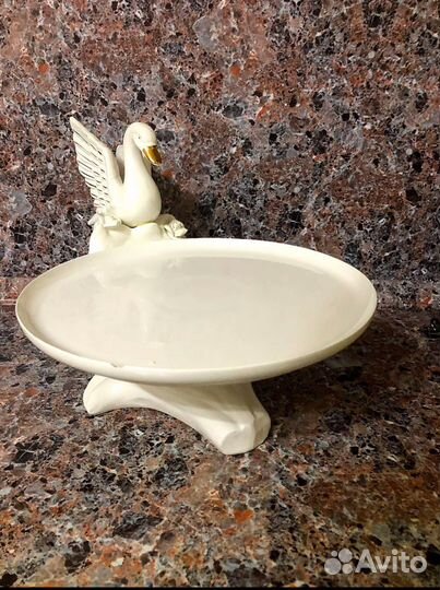 Тортница-Лебедь