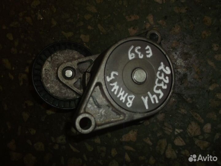 Ролик-натяжитель