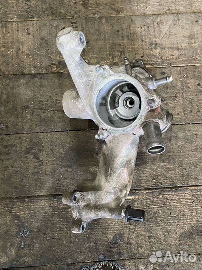 Корпус термостата для Lexus Gs350