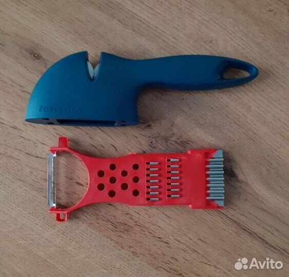 Отдам за. Точилка для ножей/ножниц + овощечистка