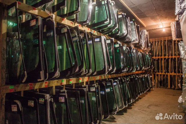 Лобовое стекло Киа carens