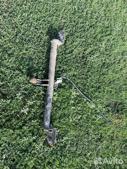 Фаркоп на nissan primera