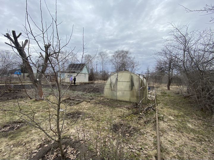 Дача 20 м² на участке 5 сот.