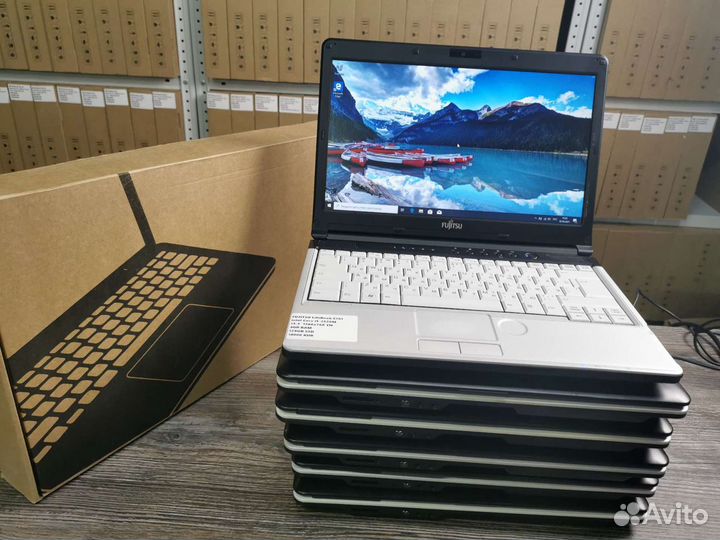 Ноутбук Fujitsu litebook s761 как новый