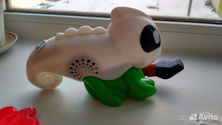 Обучающий хамелеон Fisher price