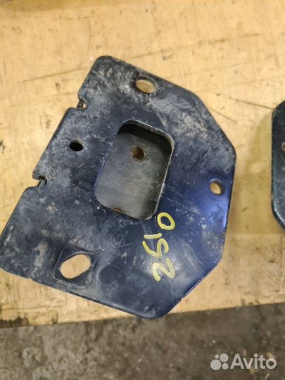 Крепление бампера заднее Nissan Murano Z51 VQ35DE