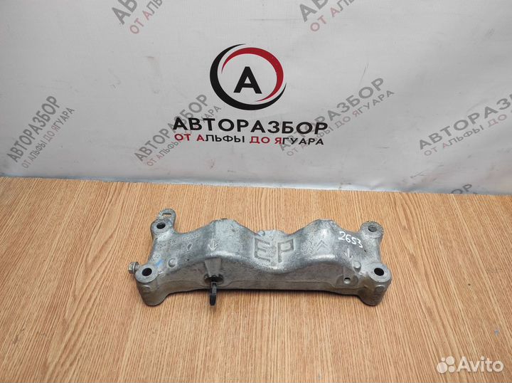 Кронштейн двигателя правый Peugeot Peugeot Citro