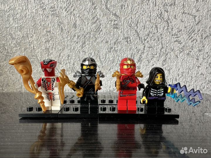 Lego минифигурки