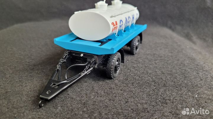 Гкб 817 ацпт 3.3 прицеп ЗИЛ молоковоз