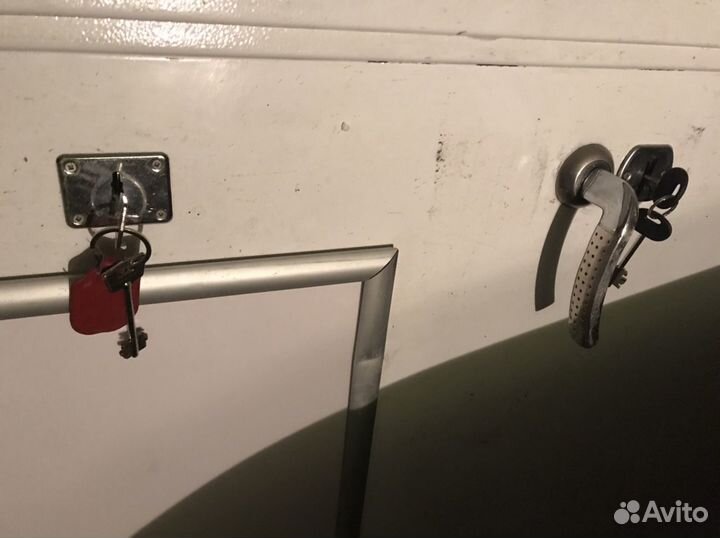 Дверь стальная сплошная