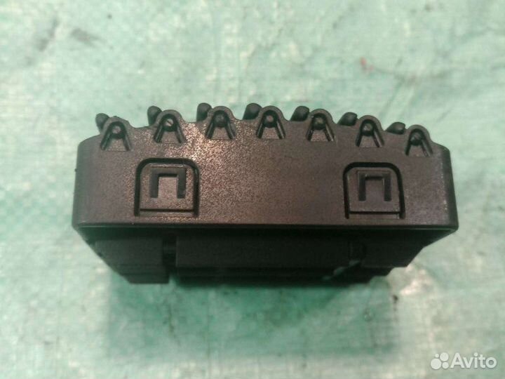 Дефлектор воздушный Opel Vectra B седан 1.6I