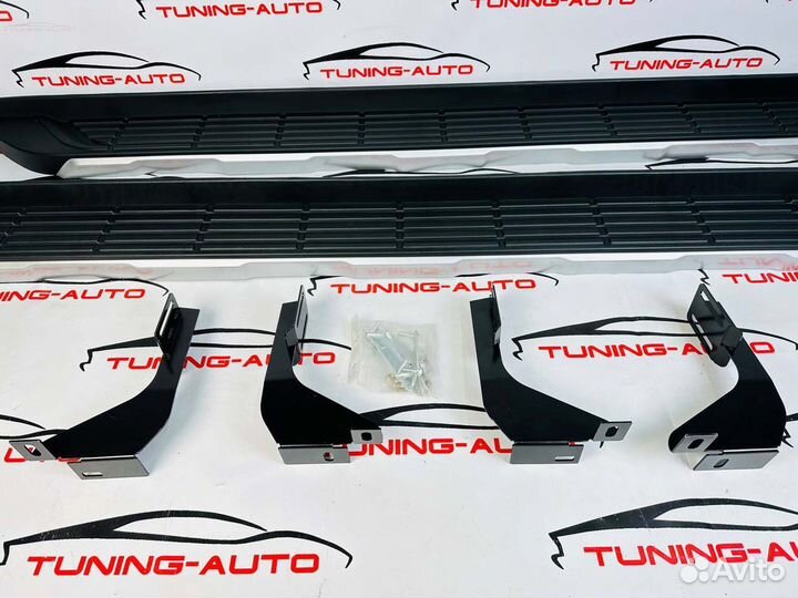 Подножки Volkswagen Amarok