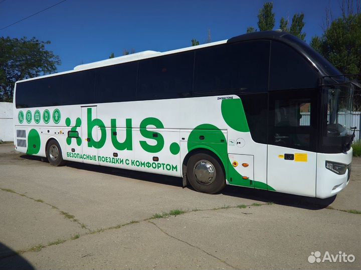 Водитель туристического автобуса