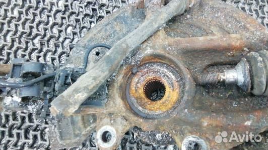 Ступица передняя левая mercedes benz M-class W164