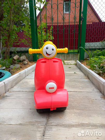 Скутер Фишер Прайс