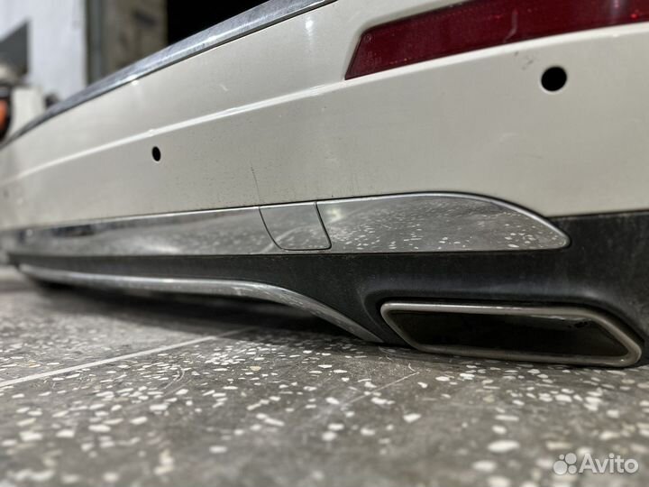 Задний оригинал бампер на Mercedes-Benz GL(166)