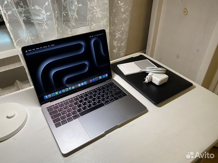 Apple macbook pro 13 2017